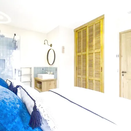 Luxurious Charming House Le Rayol-Canadel-sur-Mer