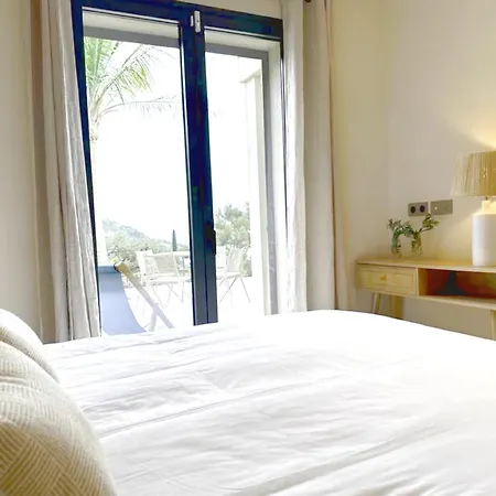 Lägenhet Luxurious Charming House Le Rayol-Canadel-sur-Mer